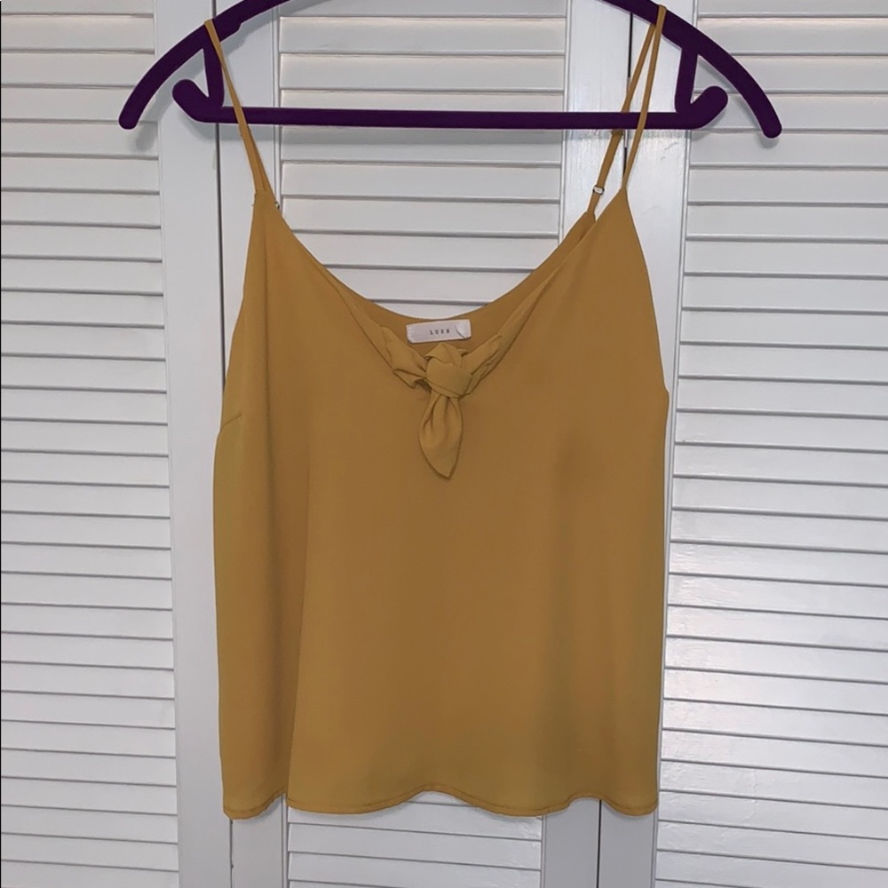 LUSH SPAGHETTI STRAP TOP